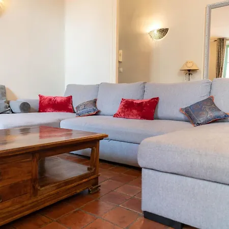 Апартаменты Spacieux 2p Centre Climatise