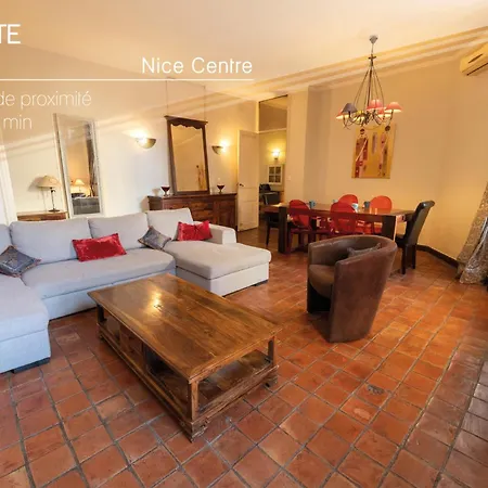 Apartment Spacieux 2p Centre Climatise Nizza